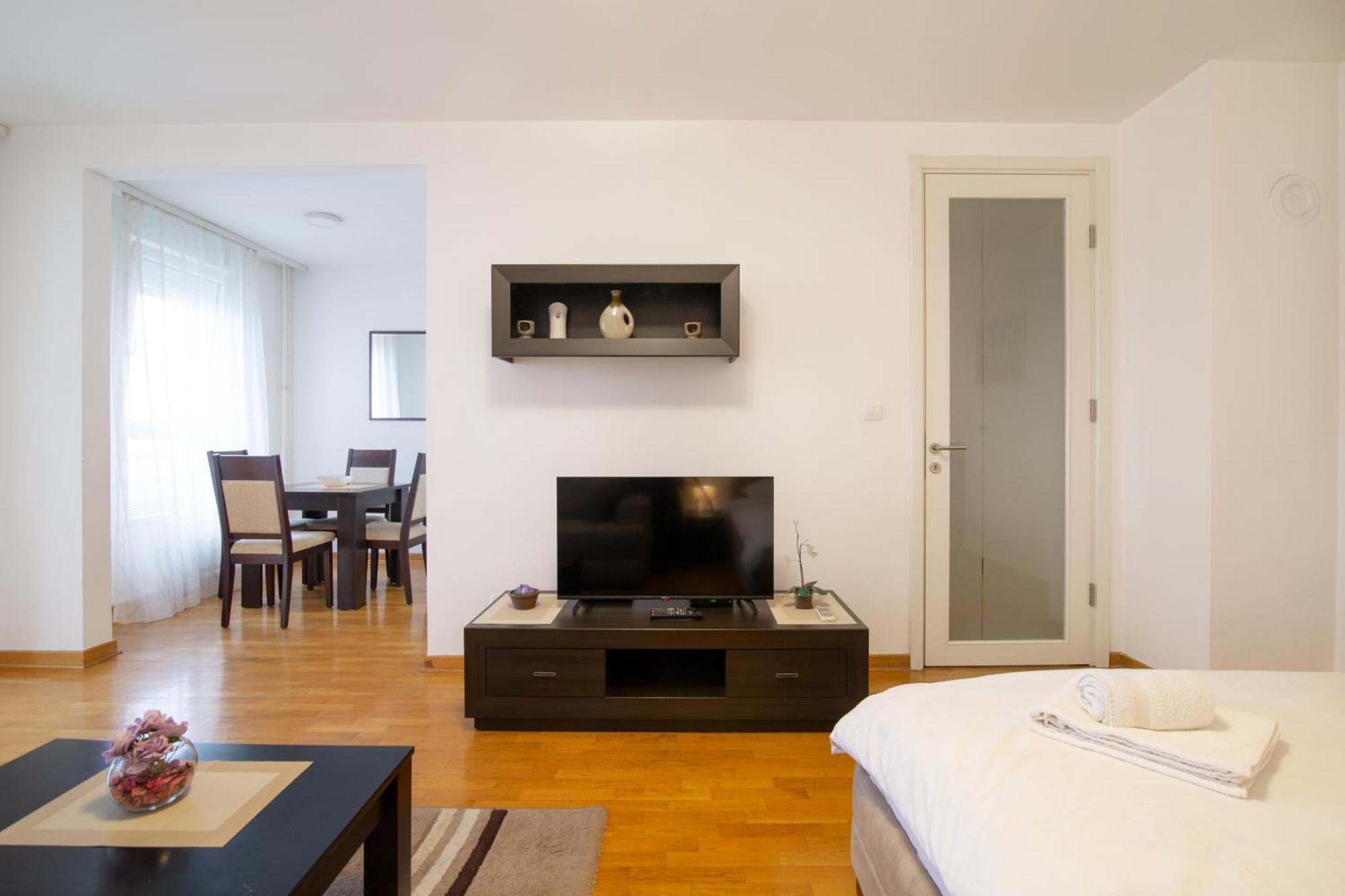 Delta Residence Belville Belgrade Bilik gambar